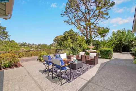 Exterior - 61 Sullivan Dr, Moraga, CA 94556 photo 15 of 26