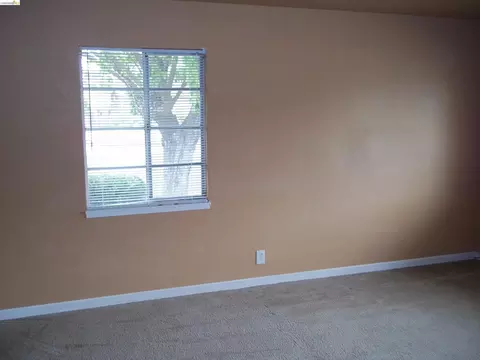 Bedroom - 290 Plum St, Vacaville, CA 95688 photo 1 of 2