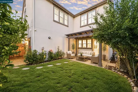 Exterior - 4266 Sunset View Dr, Dublin, CA 94568 photo 4 of 6