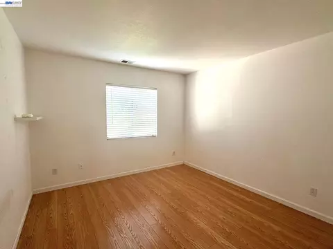 Bedroom - 13900 Pinecrest St, Lathrop, CA 95330 photo 3 of 6
