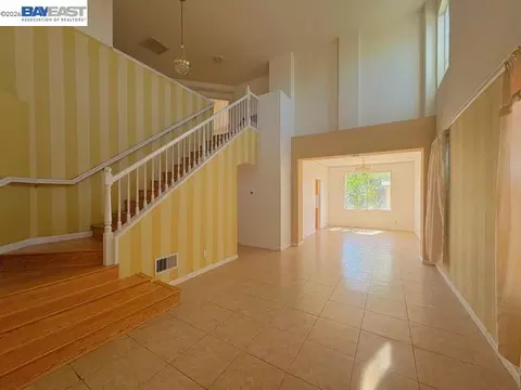 Living - 13900 Pinecrest St, Lathrop, CA 95330 photo 1 of 4