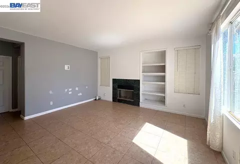Living - 13900 Pinecrest St, Lathrop, CA 95330 photo 3 of 4