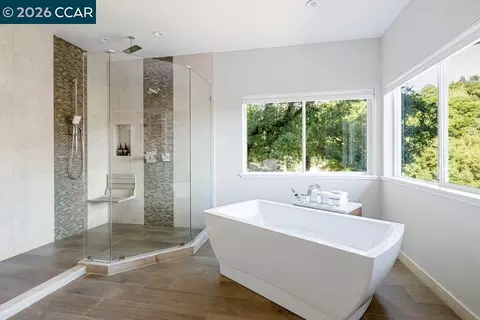 Bath - 9 Northridge Ln, Lafayette, CA 94549 photo 5 of 7