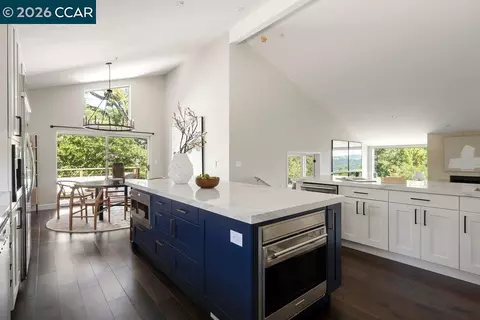 Kitchen - 9 Northridge Ln, Lafayette, CA 94549 photo 4 of 4