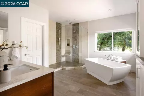 Bath - 9 Northridge Ln, Lafayette, CA 94549 photo 3 of 7