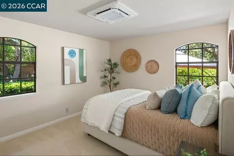 Bedroom - 490 St Marys Rd, Lafayette, CA 94549 photo 3 of 4