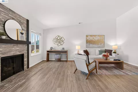 Living - 295 Iris Rd, Hercules, CA 94547 photo 2 of 5