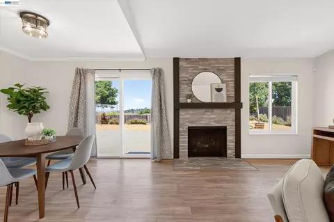 Living - 295 Iris Rd, Hercules, CA 94547 photo 5 of 5