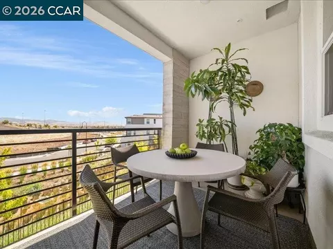 Exterior - 1200 Lorenzini Loop, San Ramon, CA 94583 photo 3 of 7