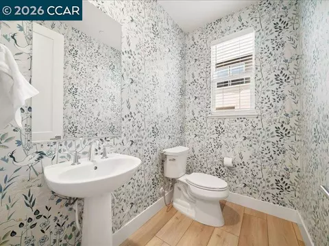 Bath - 1200 Lorenzini Loop, San Ramon, CA 94583 photo 3 of 3