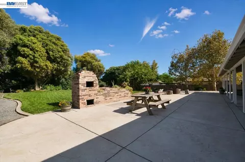 Exterior - 3360 Doyle Rd, Oakley, CA 94561 photo 10 of 24