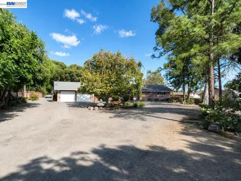 Exterior - 3360 Doyle Rd, Oakley, CA 94561 photo 21 of 24