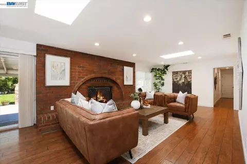 Living - 3360 Doyle Rd, Oakley, CA 94561 photo 2 of 2