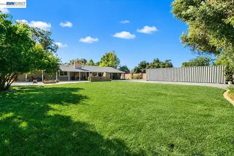 Exterior - 3360 Doyle Rd, Oakley, CA 94561 photo 19 of 24