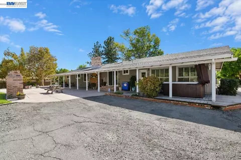 Exterior - 3360 Doyle Rd, Oakley, CA 94561 photo 16 of 24