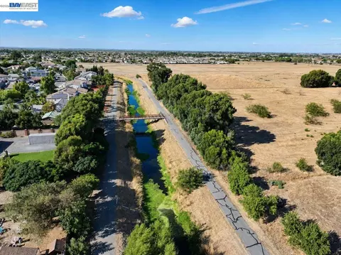View/Area - 3360 Doyle Rd, Oakley, CA 94561 photo 3 of 7