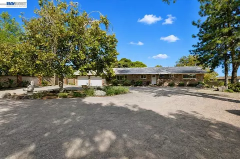 Exterior - 3360 Doyle Rd, Oakley, CA 94561 photo 14 of 24