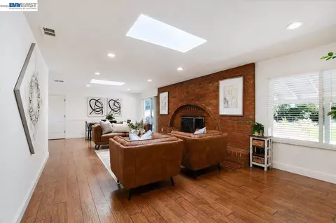 Living - 3360 Doyle Rd, Oakley, CA 94561 photo 1 of 2