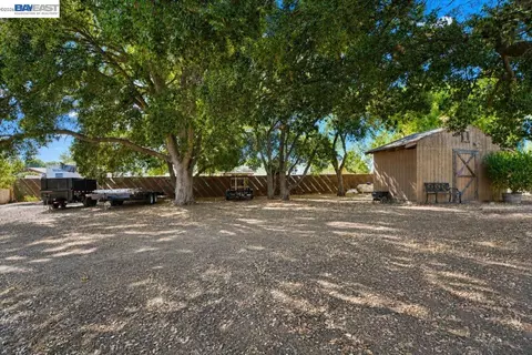 Exterior - 3360 Doyle Rd, Oakley, CA 94561 photo 23 of 24