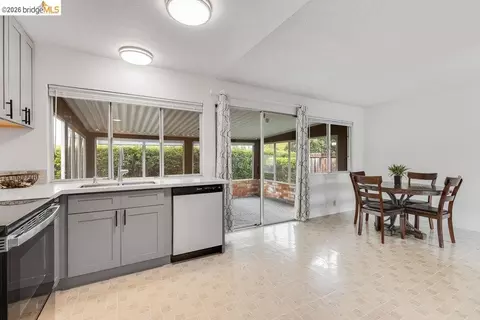 Other - 341 Inverness Dr, Vallejo, CA 94589 photo 4 of 8