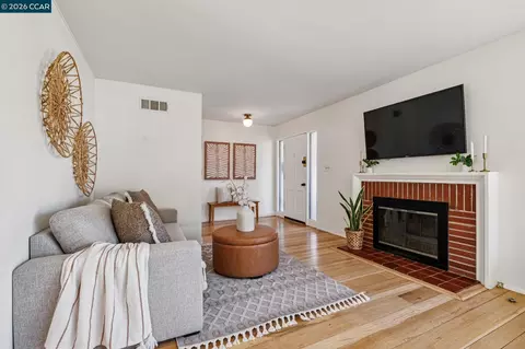 Living - 1243 Davis Ave, Concord, CA 94518 photo 1 of 4