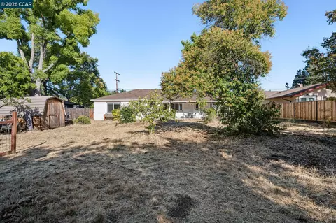Exterior - 1243 Davis Ave, Concord, CA 94518 photo 12 of 16