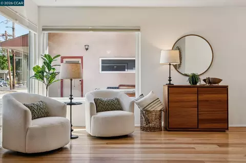 Living - 1243 Davis Ave, Concord, CA 94518 photo 3 of 4