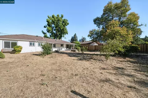 Exterior - 1243 Davis Ave, Concord, CA 94518 photo 10 of 16