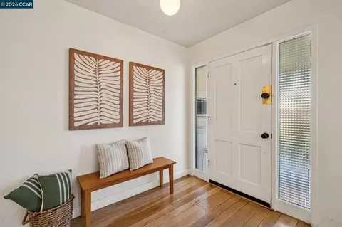 Entry Way - 1243 Davis Ave, Concord, CA 94518 photo 1 of 2