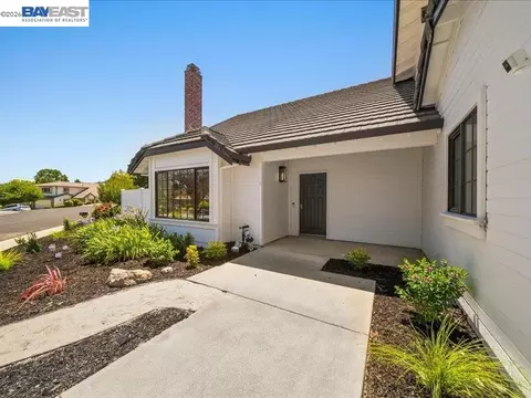 Exterior - 7966 Iglesia Dr, Dublin, CA 94568 photo 4 of 13