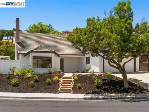 Exterior - 7966 Iglesia Dr, Dublin, CA 94568 photo 3 of 13
