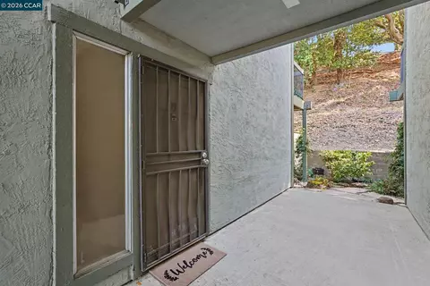 5290 San Pablo Dam Rd #19, El Sobrante, CA 94803