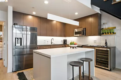Kitchen - 311 Oak St #102, Oakland, CA 94607 photo 4 of 7