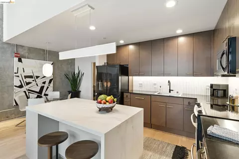 Kitchen - 311 Oak St #102, Oakland, CA 94607 photo 3 of 7