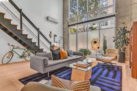 Living - 311 Oak St #102, Oakland, CA 94607 photo 2 of 12