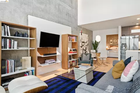 Living - 311 Oak St #102, Oakland, CA 94607 photo 5 of 12