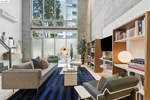 Living - 311 Oak St #102, Oakland, CA 94607 photo 1 of 12