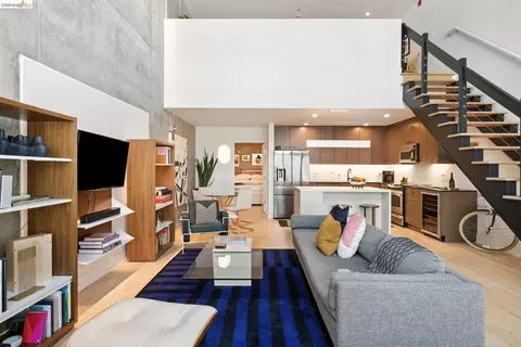 Living - 311 Oak St #102, Oakland, CA 94607 photo 6 of 12
