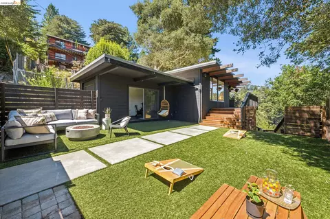 30 Southwood Ct, Oakland, CA 94611