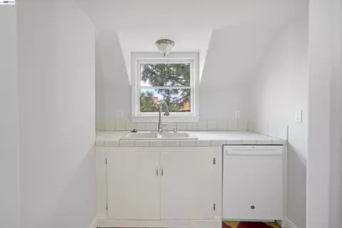 Kitchen - 742 B St, Hayward, CA 94541 photo 8 of 13