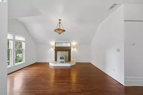 Other - 742 B St, Hayward, CA 94541 photo 12 of 19