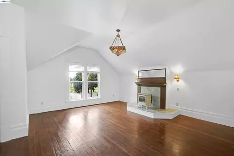 Other - 742 B St, Hayward, CA 94541 photo 11 of 19