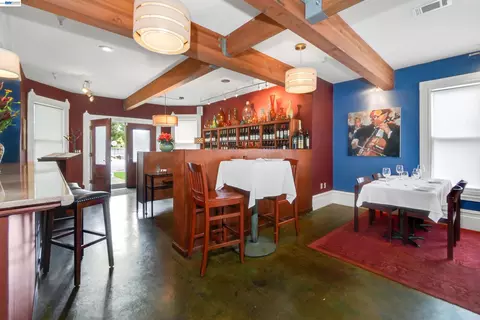 Dining - 742 B St, Hayward, CA 94541 photo 6 of 7
