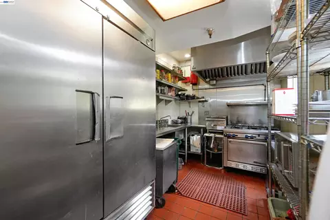 Kitchen - 742 B St, Hayward, CA 94541 photo 11 of 13