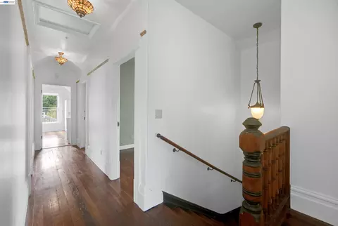Entry Way - 742 B St, Hayward, CA 94541 photo 1 of 3