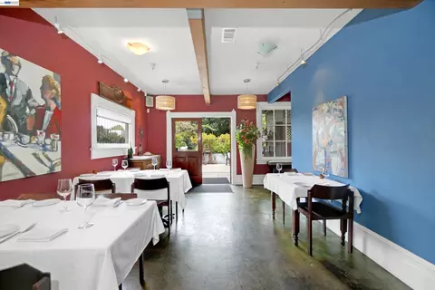 Dining - 742 B St, Hayward, CA 94541 photo 4 of 7