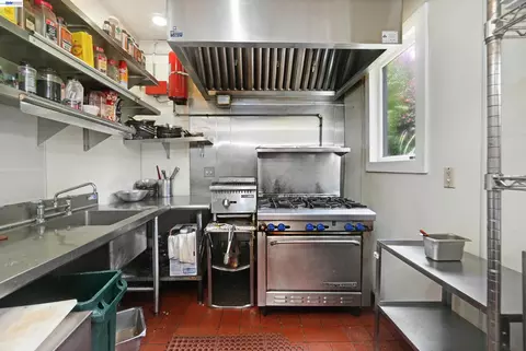 Kitchen - 742 B St, Hayward, CA 94541 photo 12 of 13
