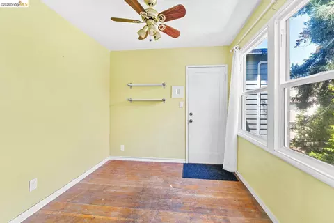 Bedroom - 2713 Ridge Rd, Berkeley, CA 94709 photo 4 of 5