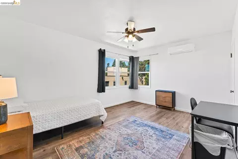 Bedroom - 2713 Ridge Rd, Berkeley, CA 94709 photo 3 of 5