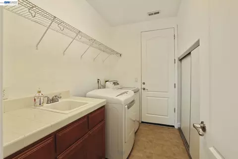Other - 1762 Ashtree Ct, Tracy, CA 95376 photo 4 of 11